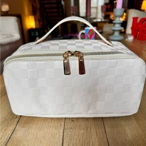 MAISON BELLA | PREMIUM EXPANDABLE TRAVEL MAKEUP BAG 🇨🇦